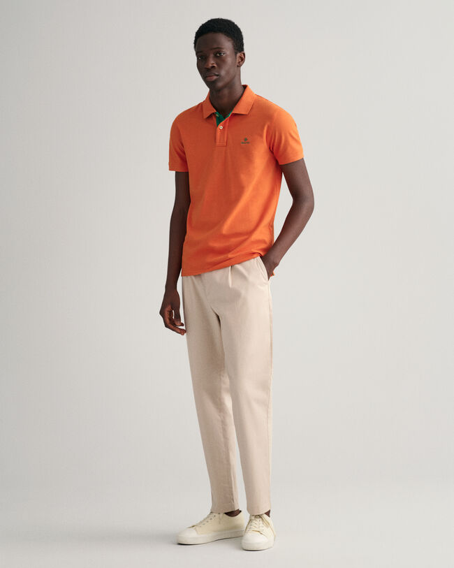 Polo de piqu&eacute; con cuello en contraste