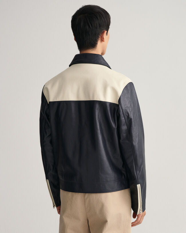 Cazadora corta de piel