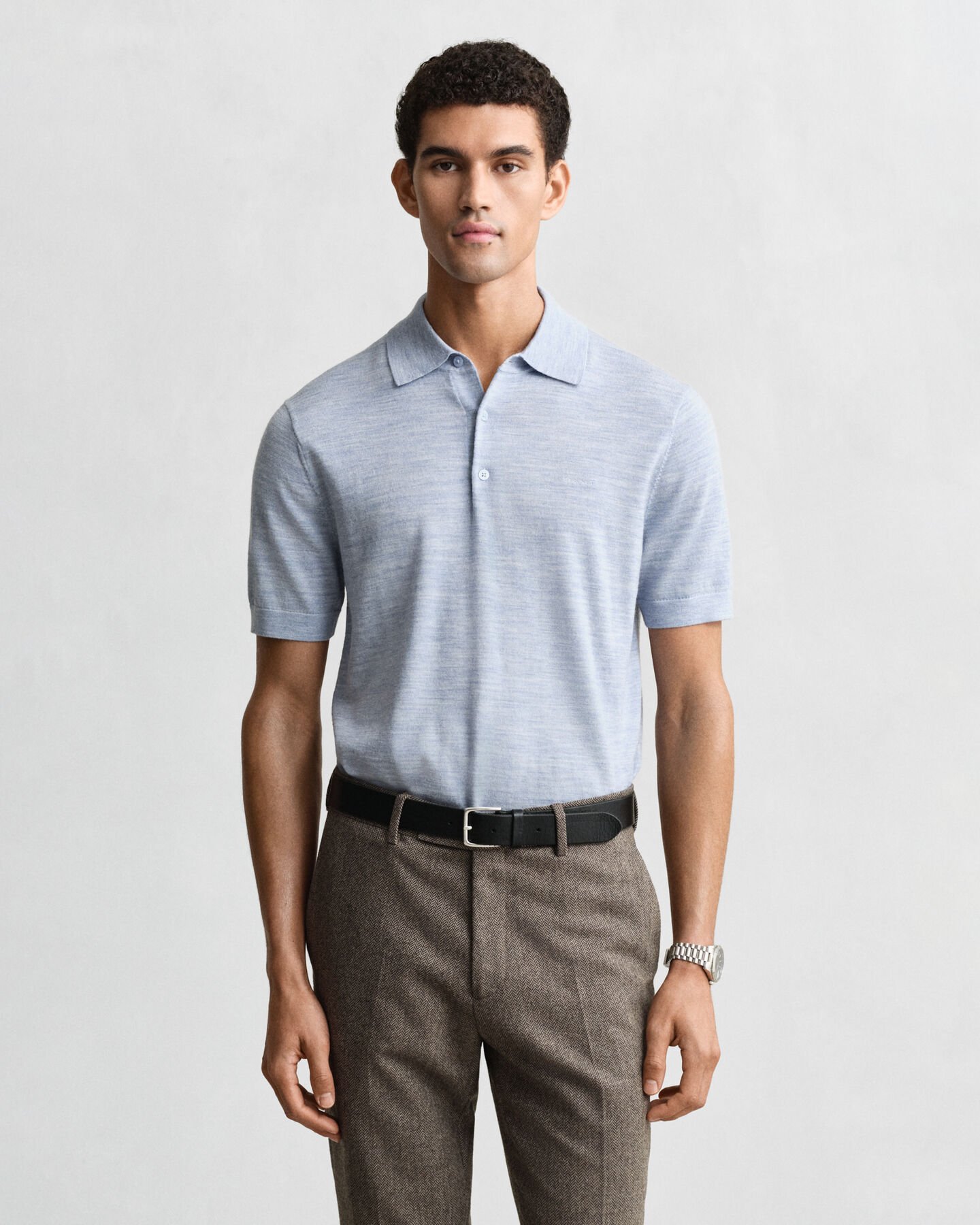 Jersey tipo polo de manga corta de lana merino extrafina