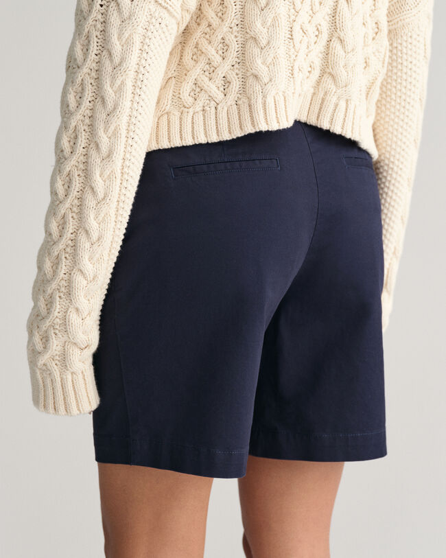 Pantalones chinos cortos