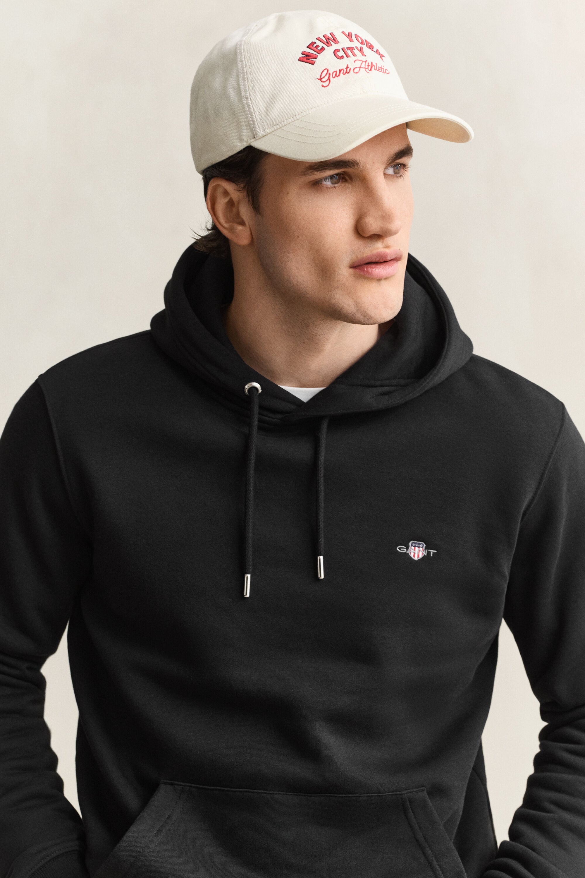 Sudadera con capucha Shield