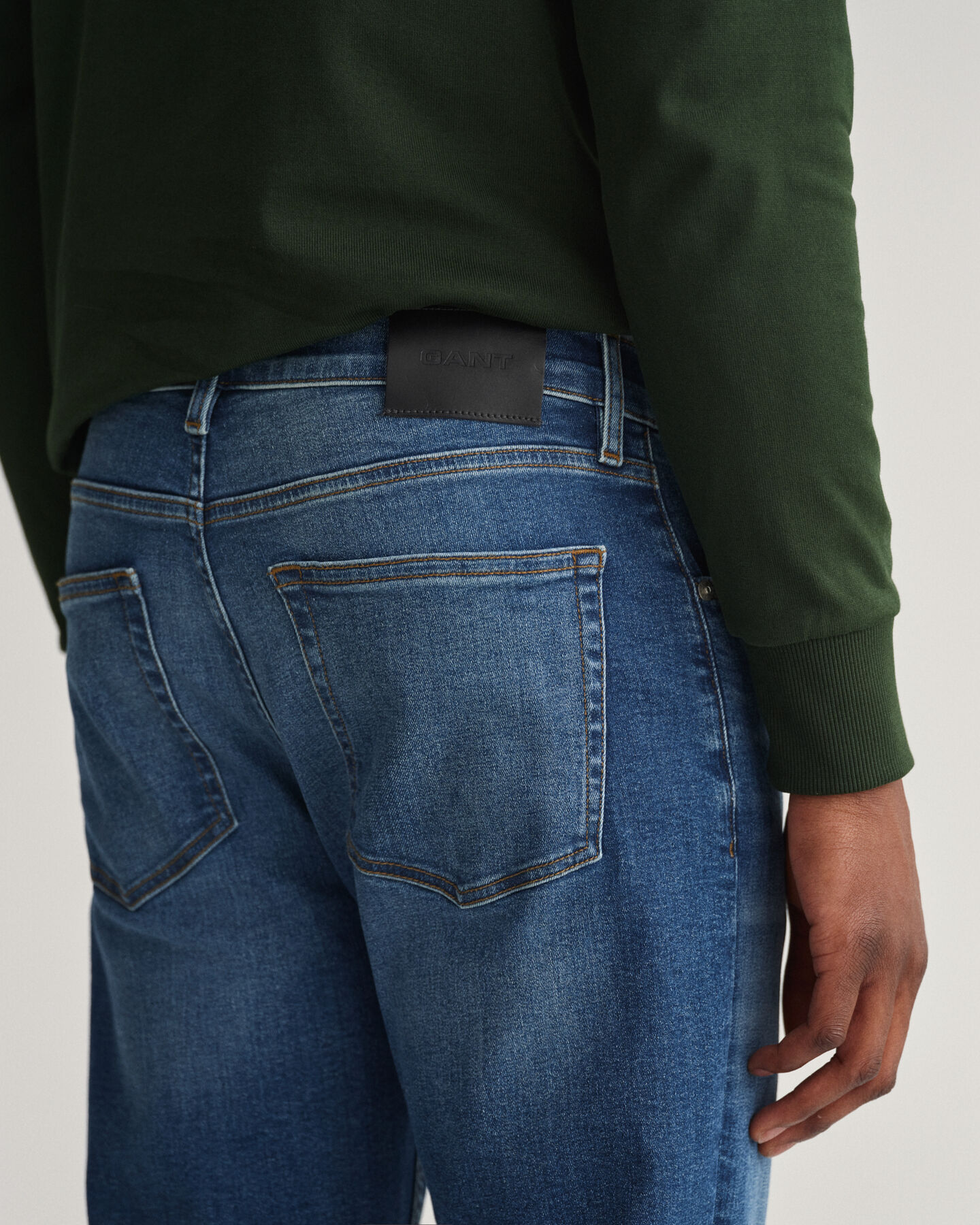 Vaqueros Extra Slim Fit Maxen Retro Shield