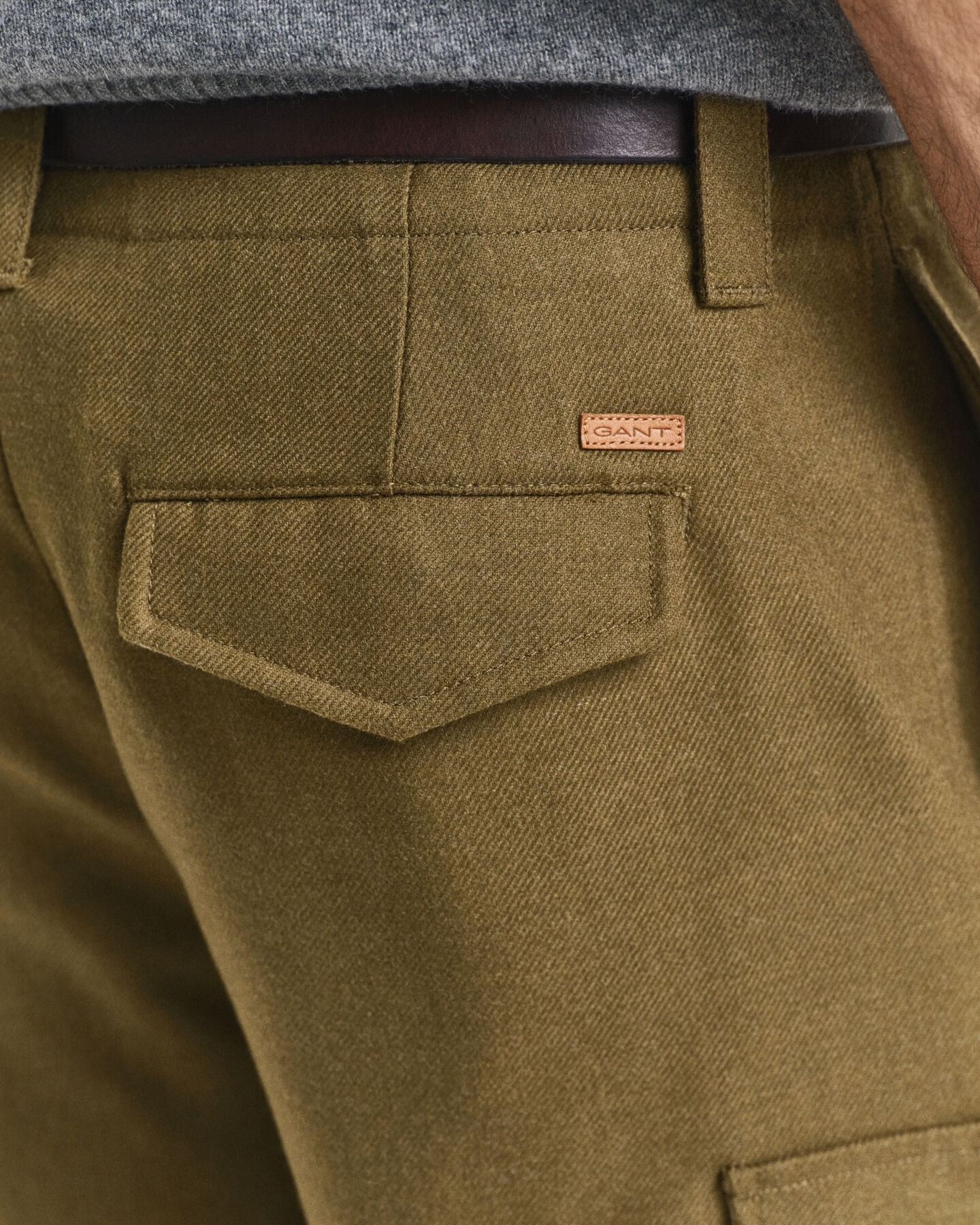 Pantalones cargo Relaxed Fit en mezcla de lana