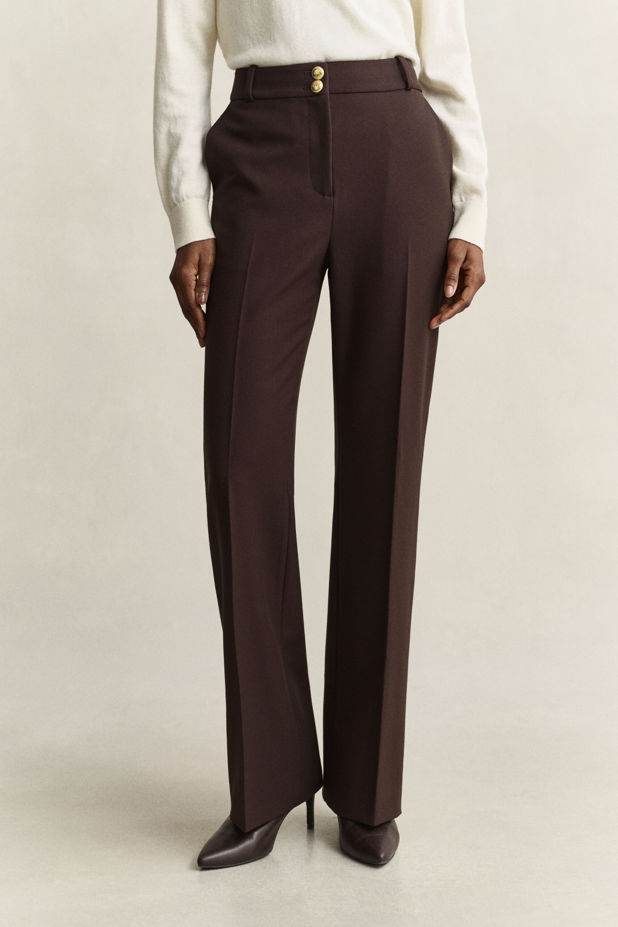Pantalones náuticos acampanados