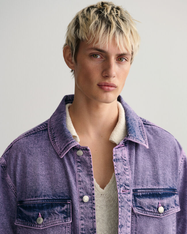 Sobrecamisa vaquera te&ntilde;ida en prenda