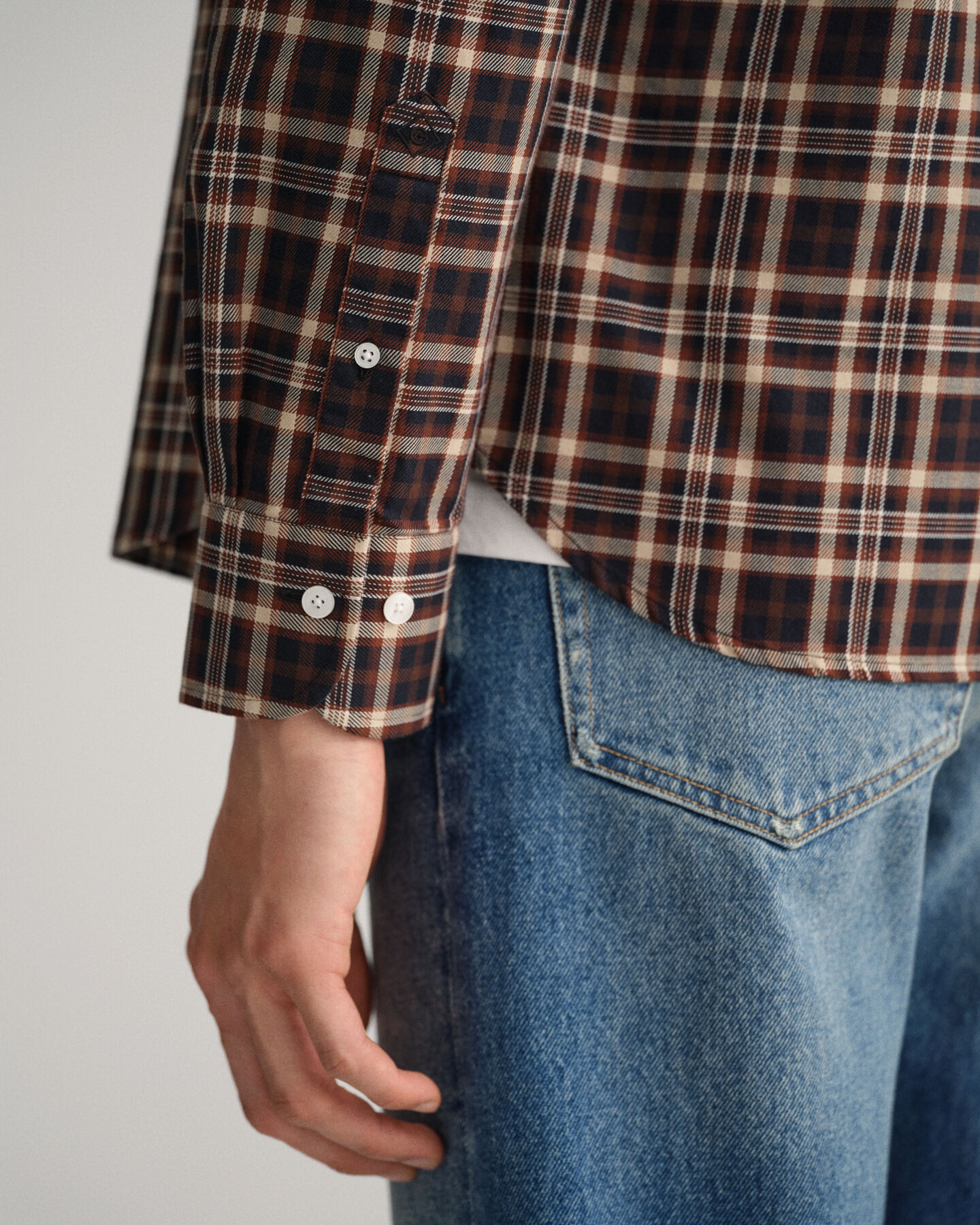 Camisa Slim Fit de sarga de cuadros