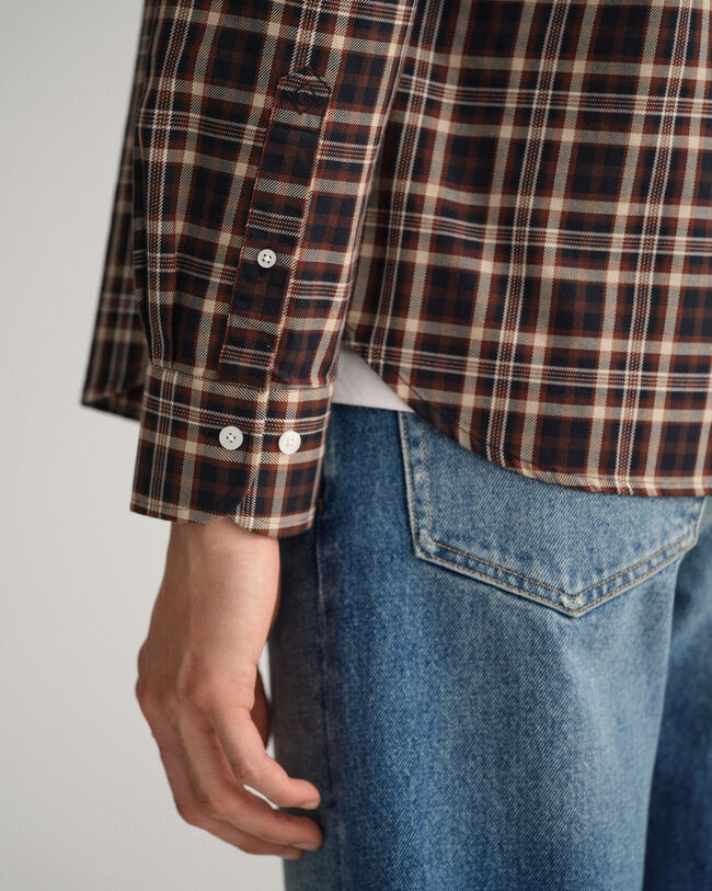 Camisa Slim Fit de sarga de cuadros