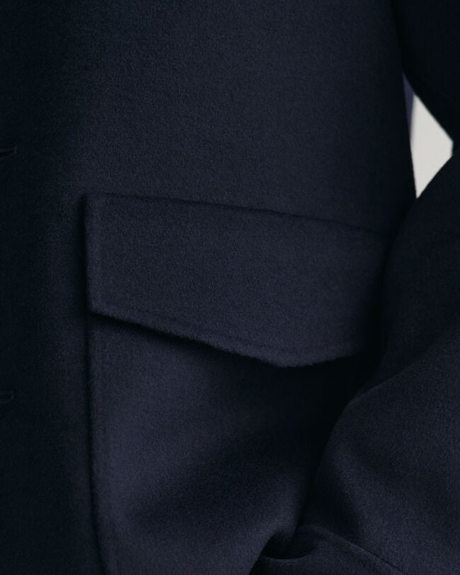 Chaqueta de cuatro bolsillos cosida a mano