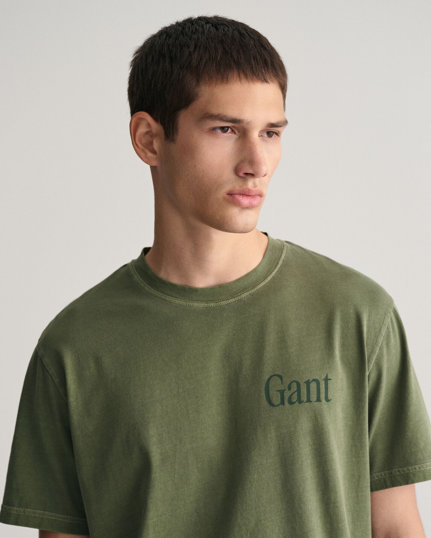 Camiseta con estampado gráfico Sunfaded