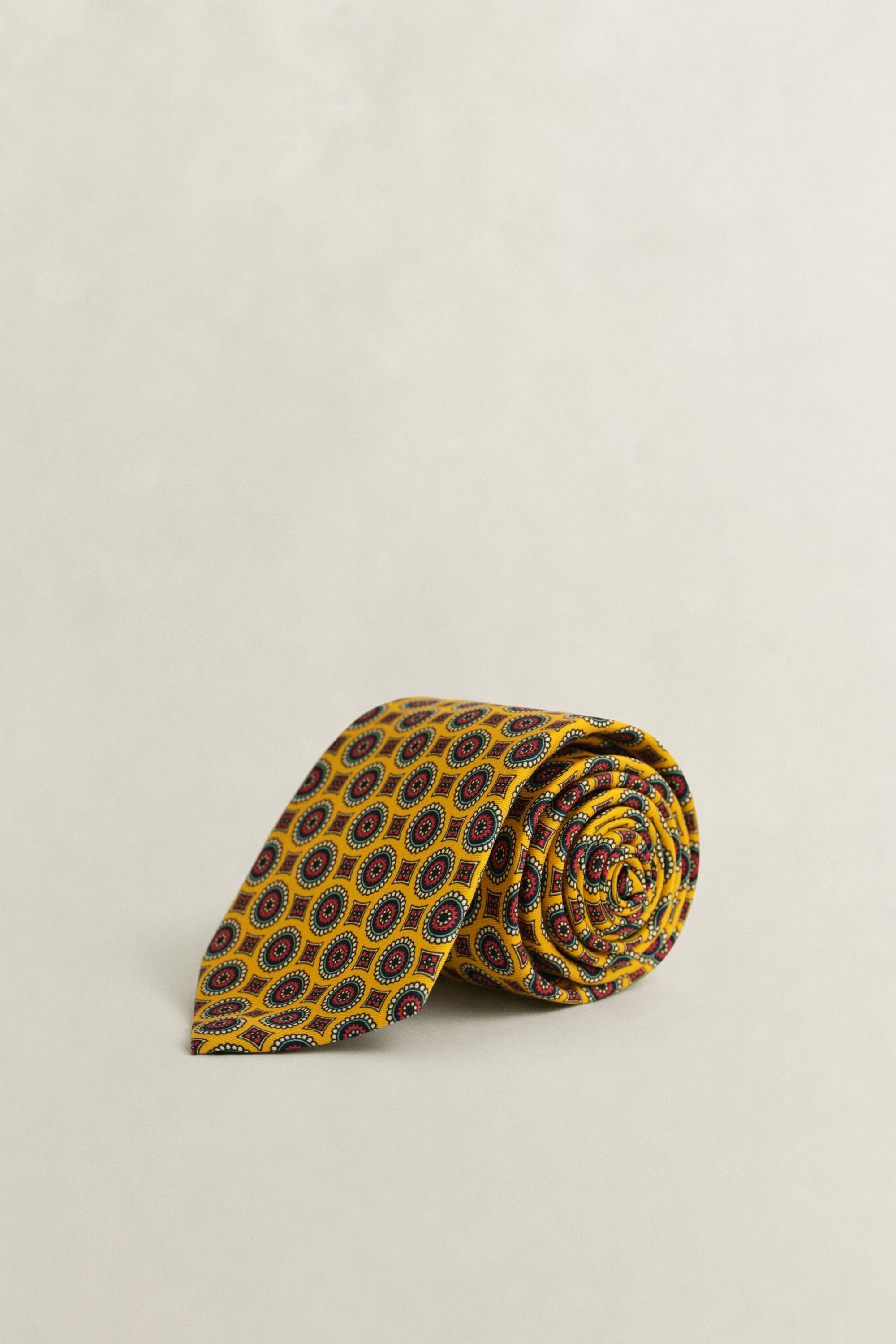 Corbata con estampado de fular