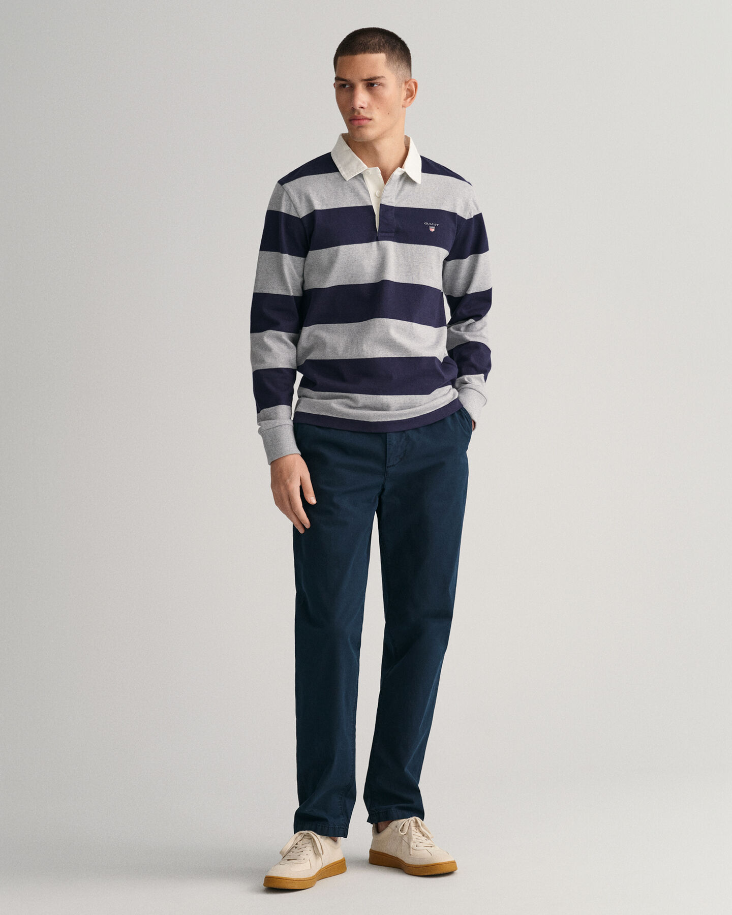 Pantalones chinos Regular Fit de lona Allister