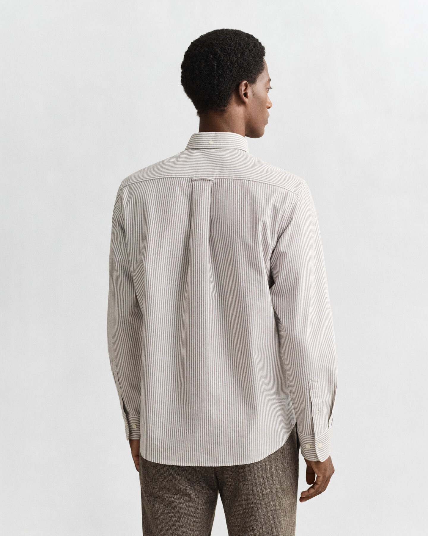 Camisa Oxford clásica Regular Fit de rayas finas