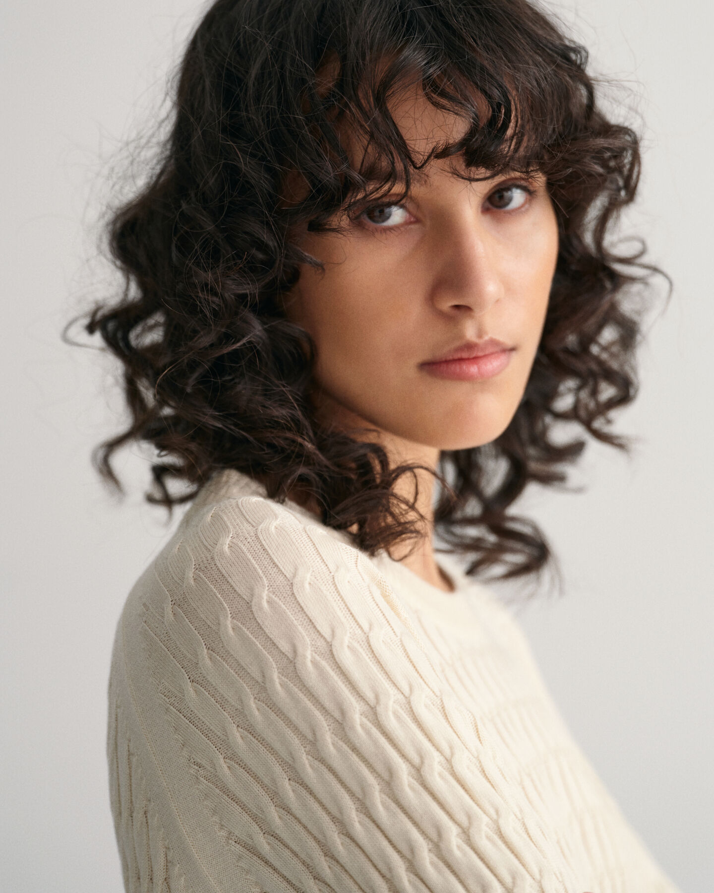 Vestido de punto de ochos con cuello redondo