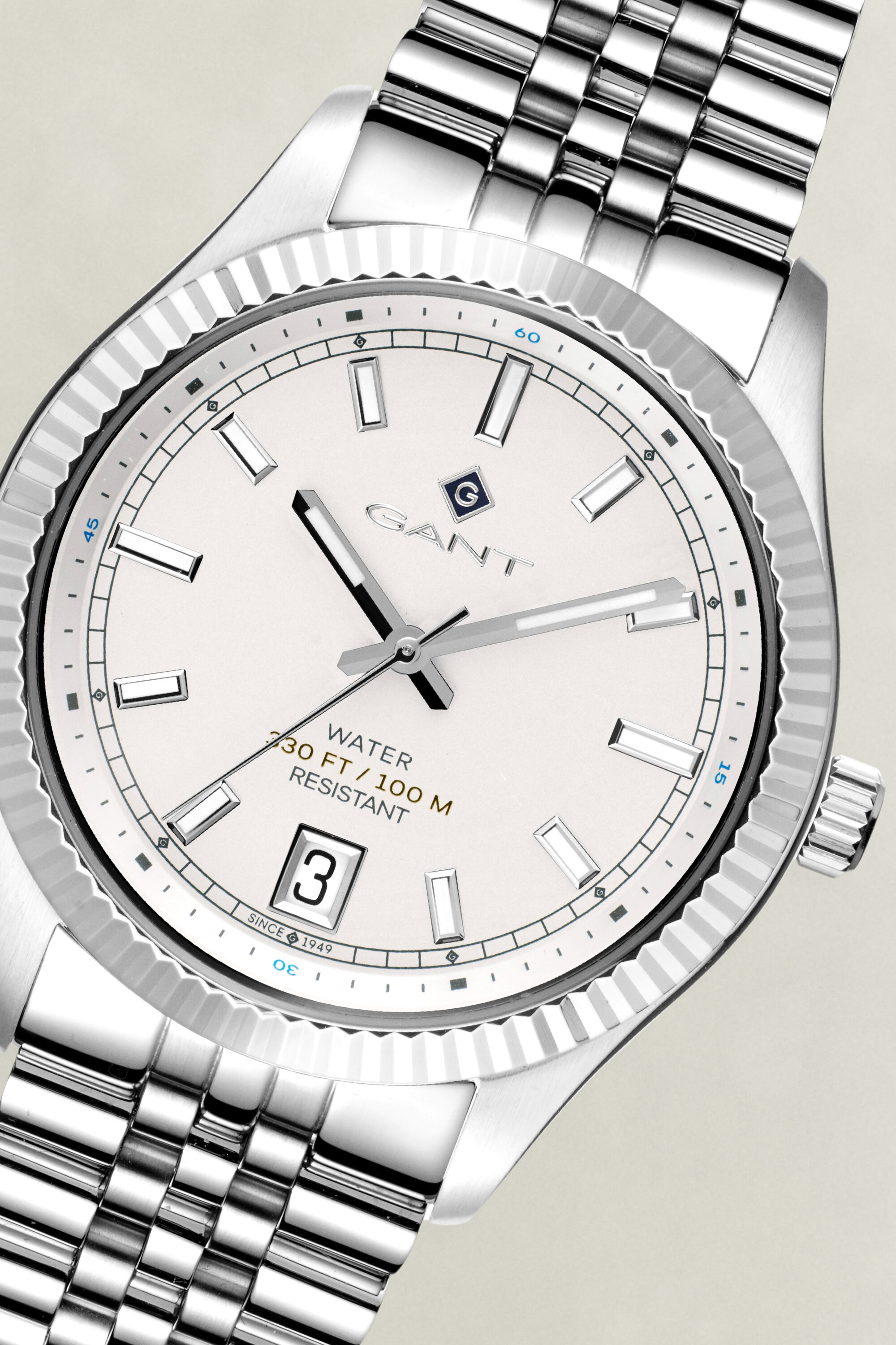 Reloj Sussex 44
