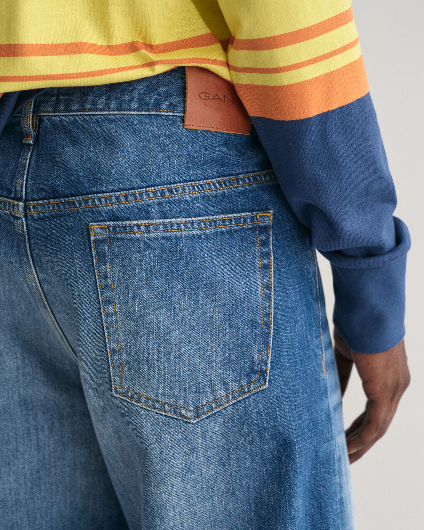 Vaqueros Loose Fit con lavado vintage