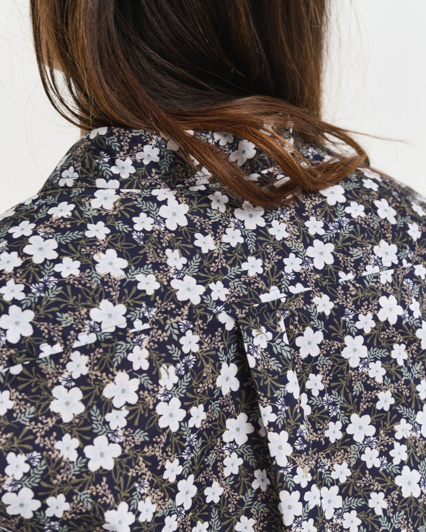 Camisa Regular Fit en gasa de algodón con estampado floral