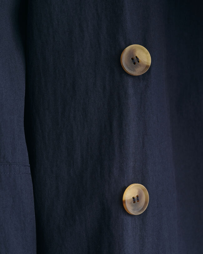 Chaqueta tipo gabardina de largo medio