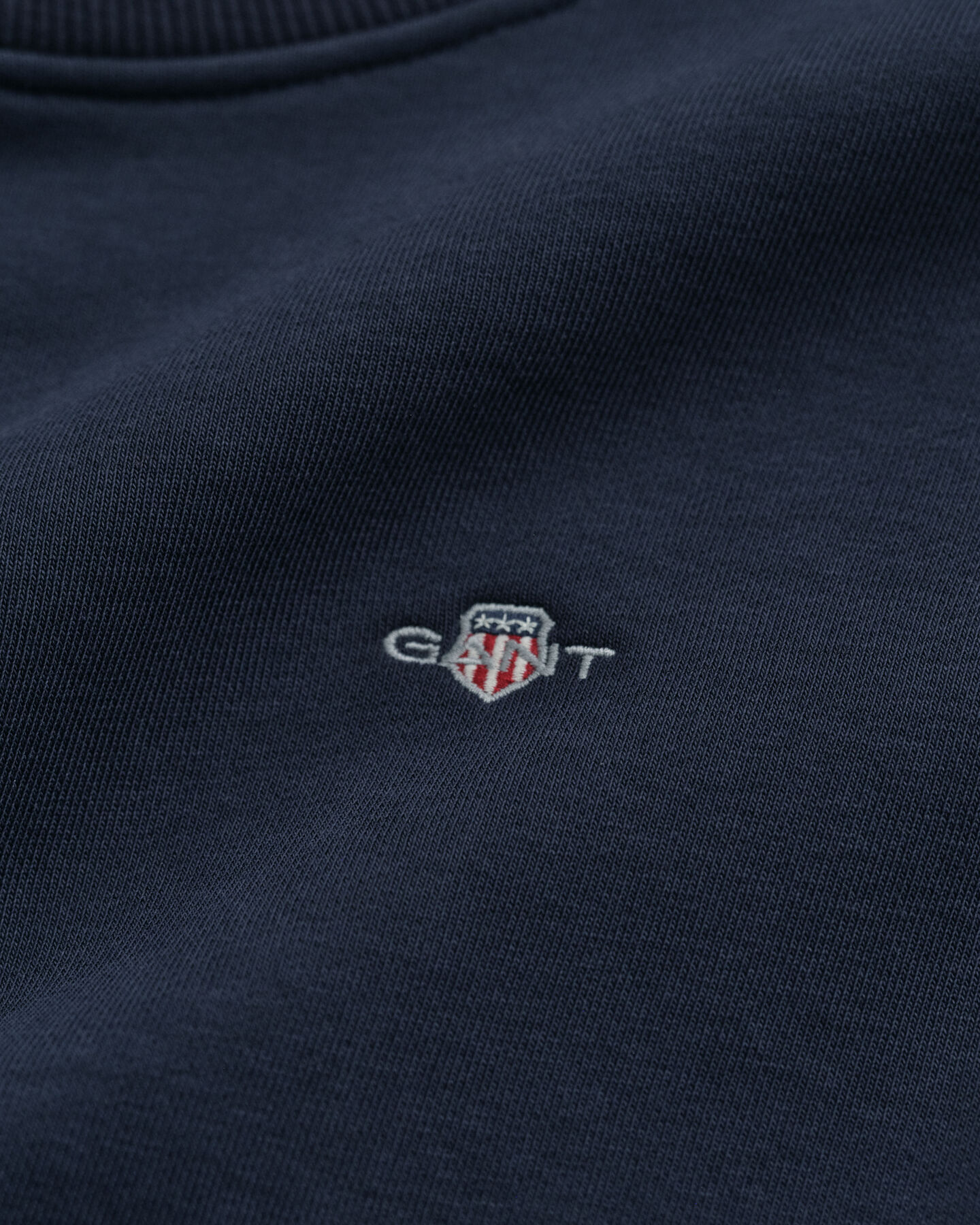 Vestido deportivo Shield con cuello redondo