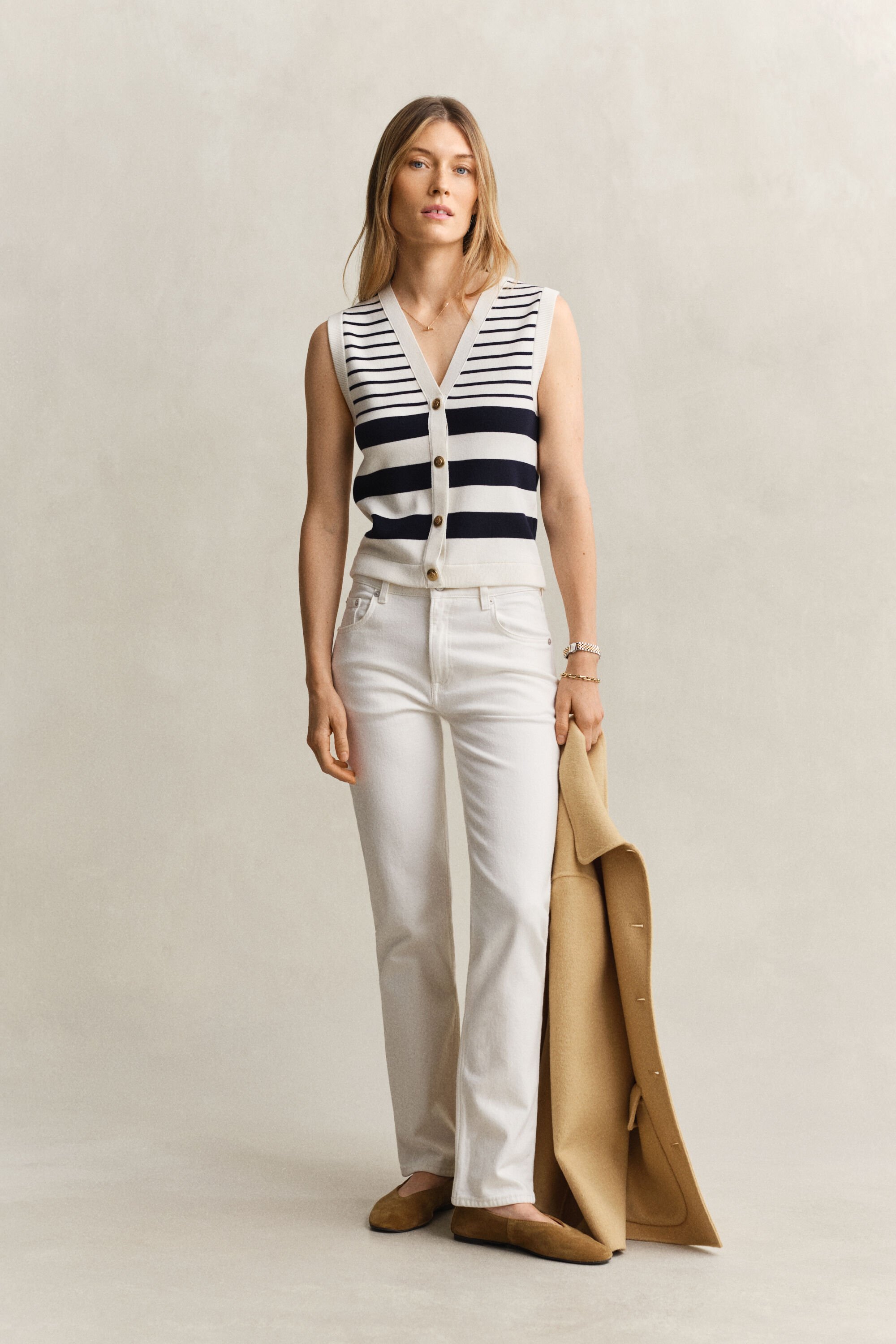 Vaqueros elásticos de pernera recta