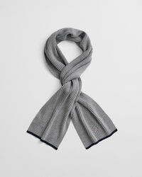 Set de regalo básico con gorro y bufanda