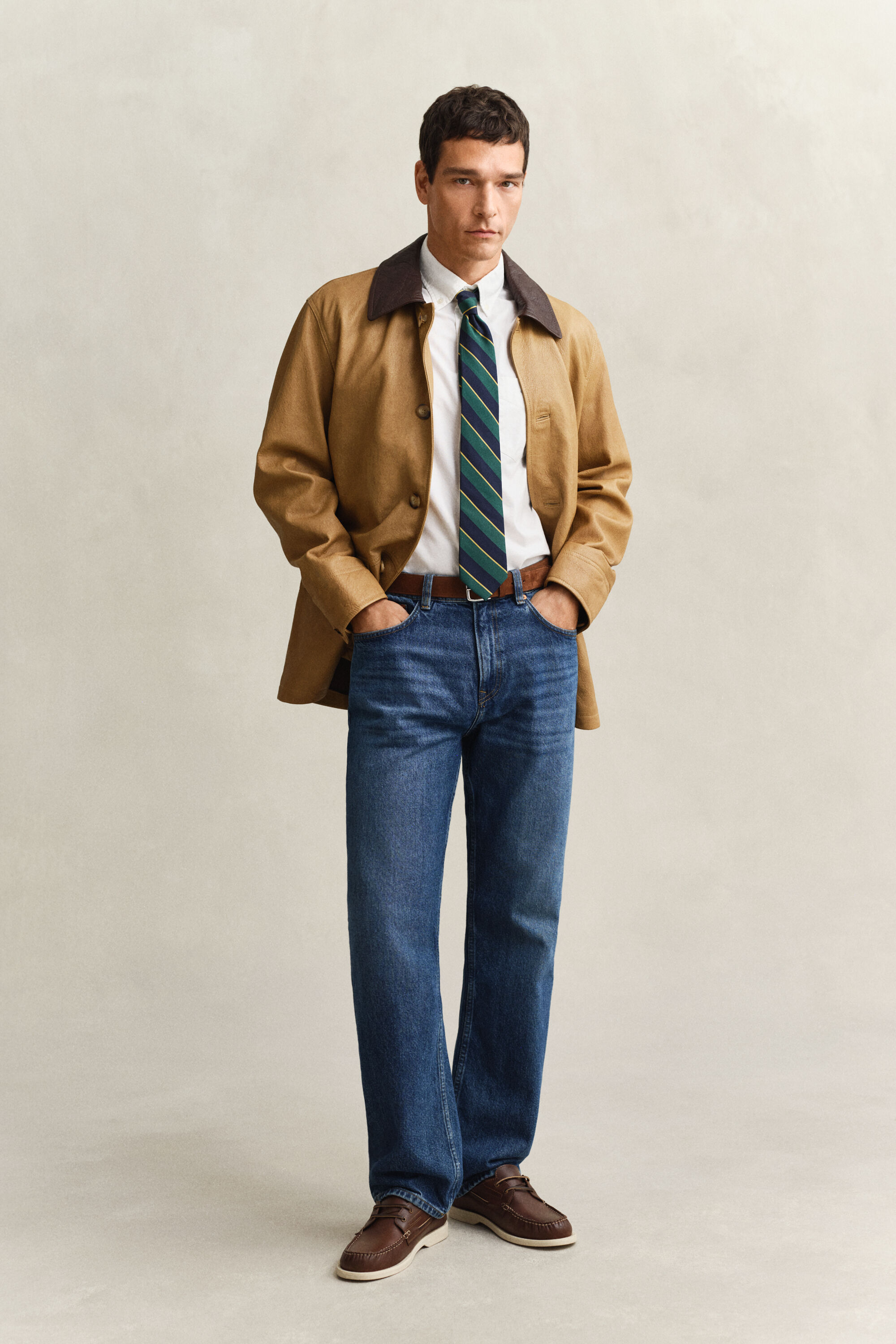 Camisa Oxford clásica de manga corta