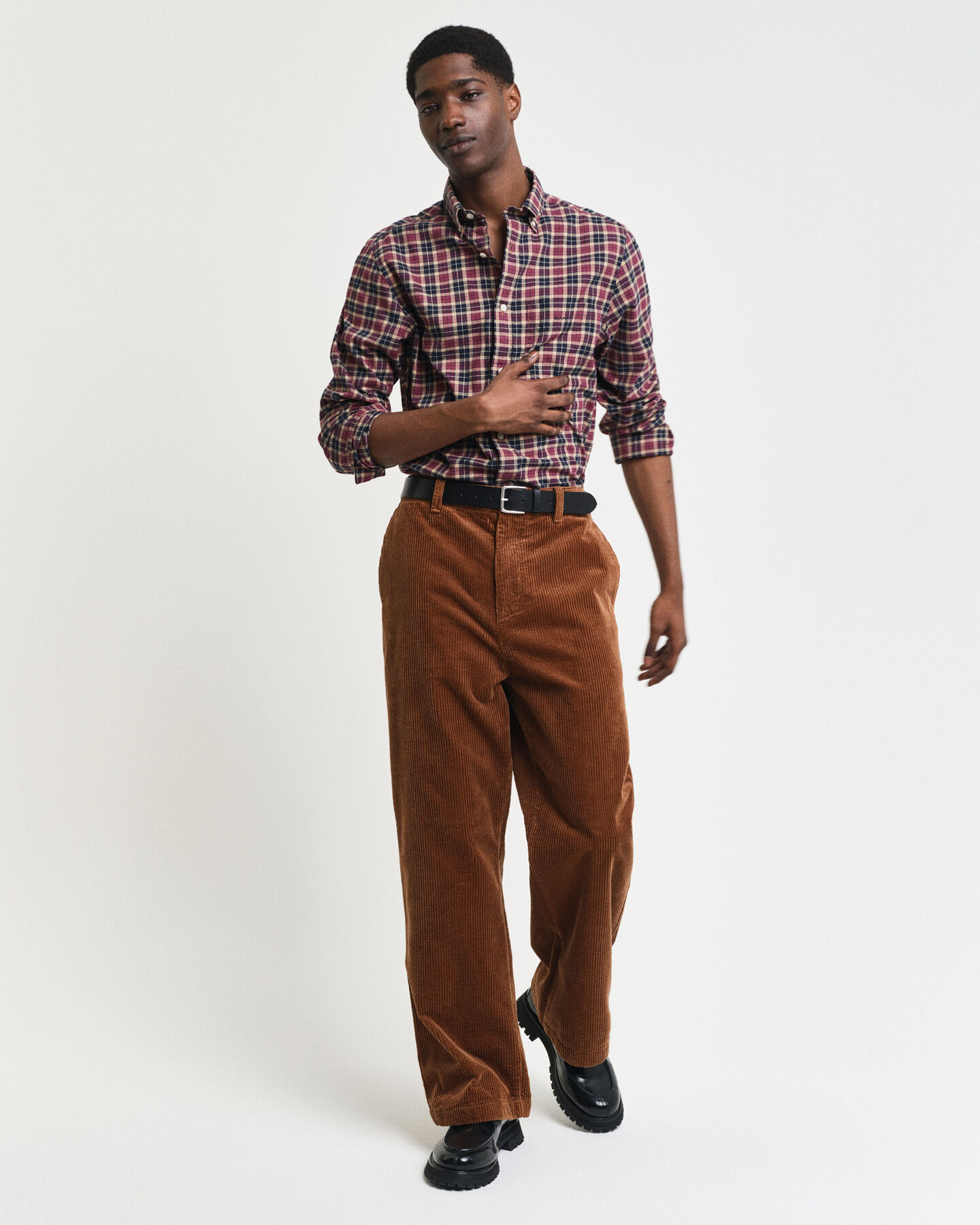 Camisa Regular Fit de sarga ligera a cuadros