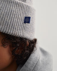 Gorro de punto acanalado