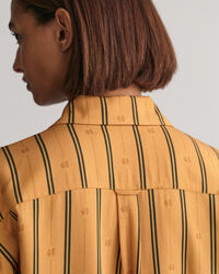 Camisa Relaxed Fit Monogram a rayas