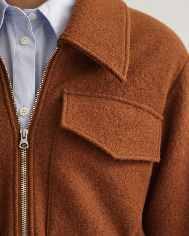 Chaqueta de boucl&eacute; con cremallera