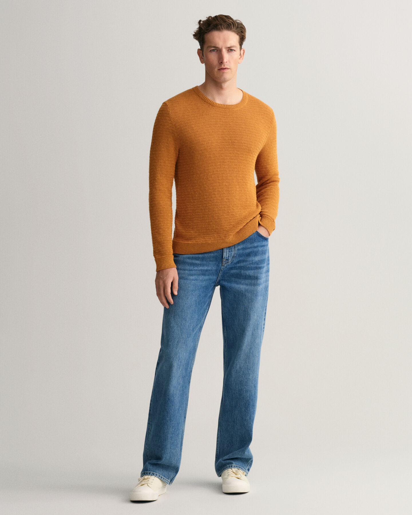 Jersey de cuello redondo en algod&oacute;n y lino Textured