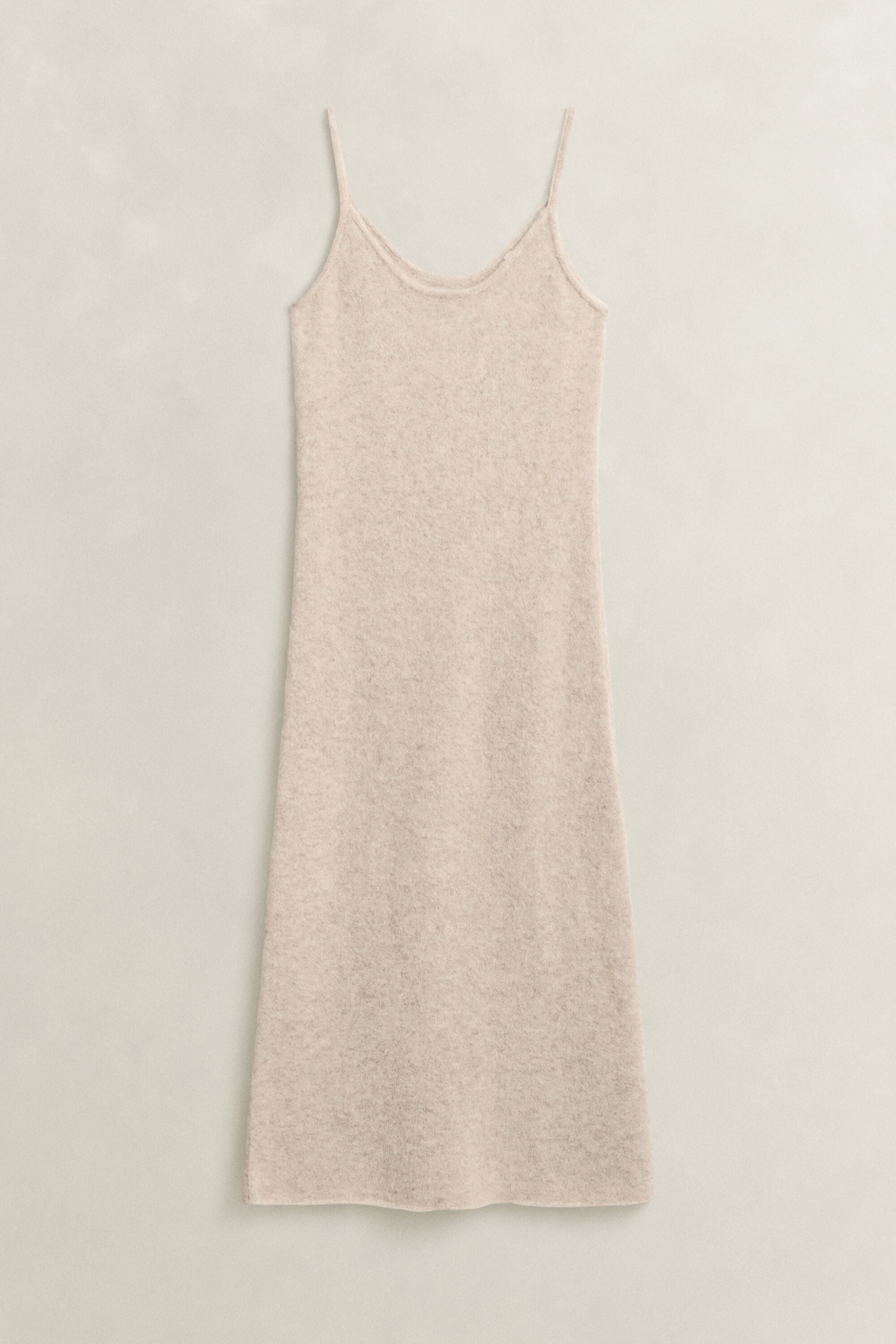 Vestido de punto en mezcla de lana de alpaca con tirantes
