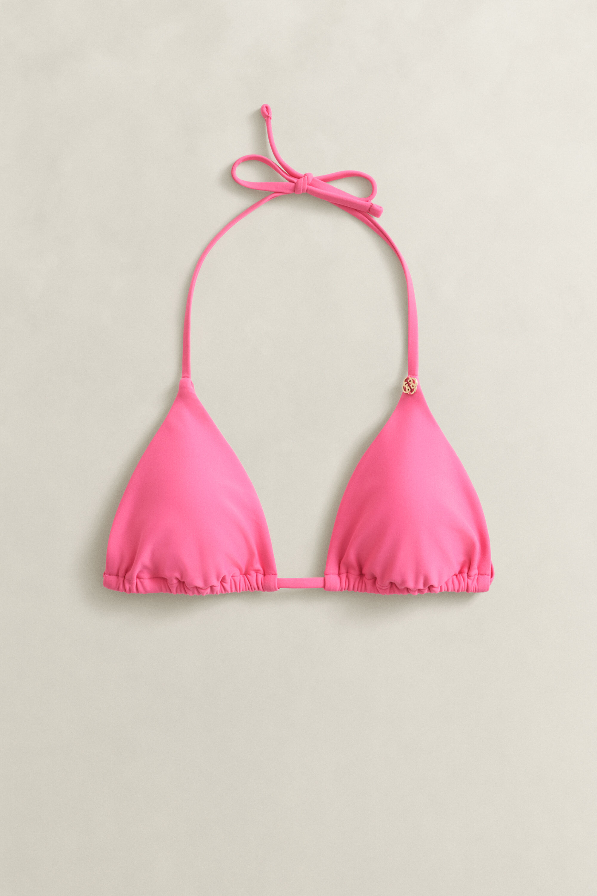 Top de bikini de triángulo con relleno