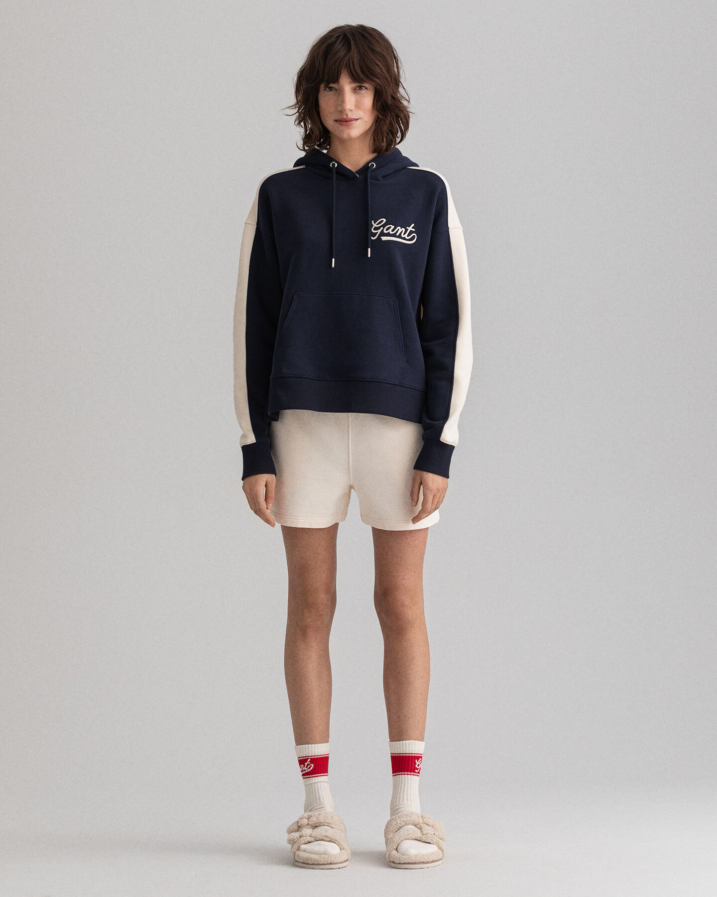 Sudadera con capucha con bloques de color