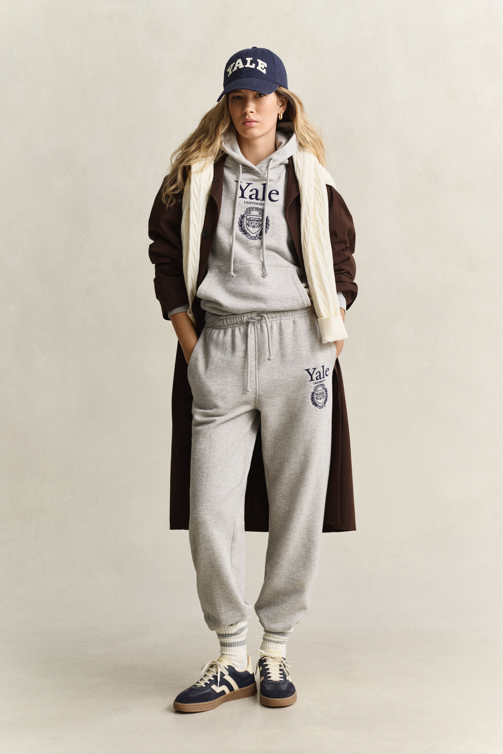 Pantalones de deporte con diseño Gant x Yale