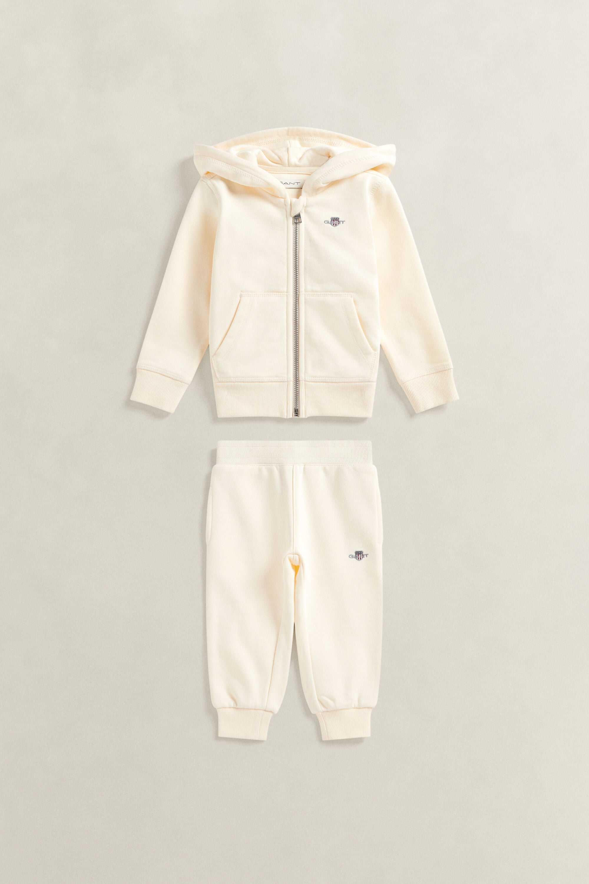 Conjunto de sudadera con capucha y pantalones deportivos Shield Girls
