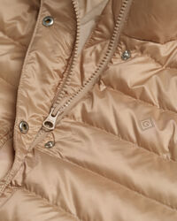 Chaqueta de plumón ligera