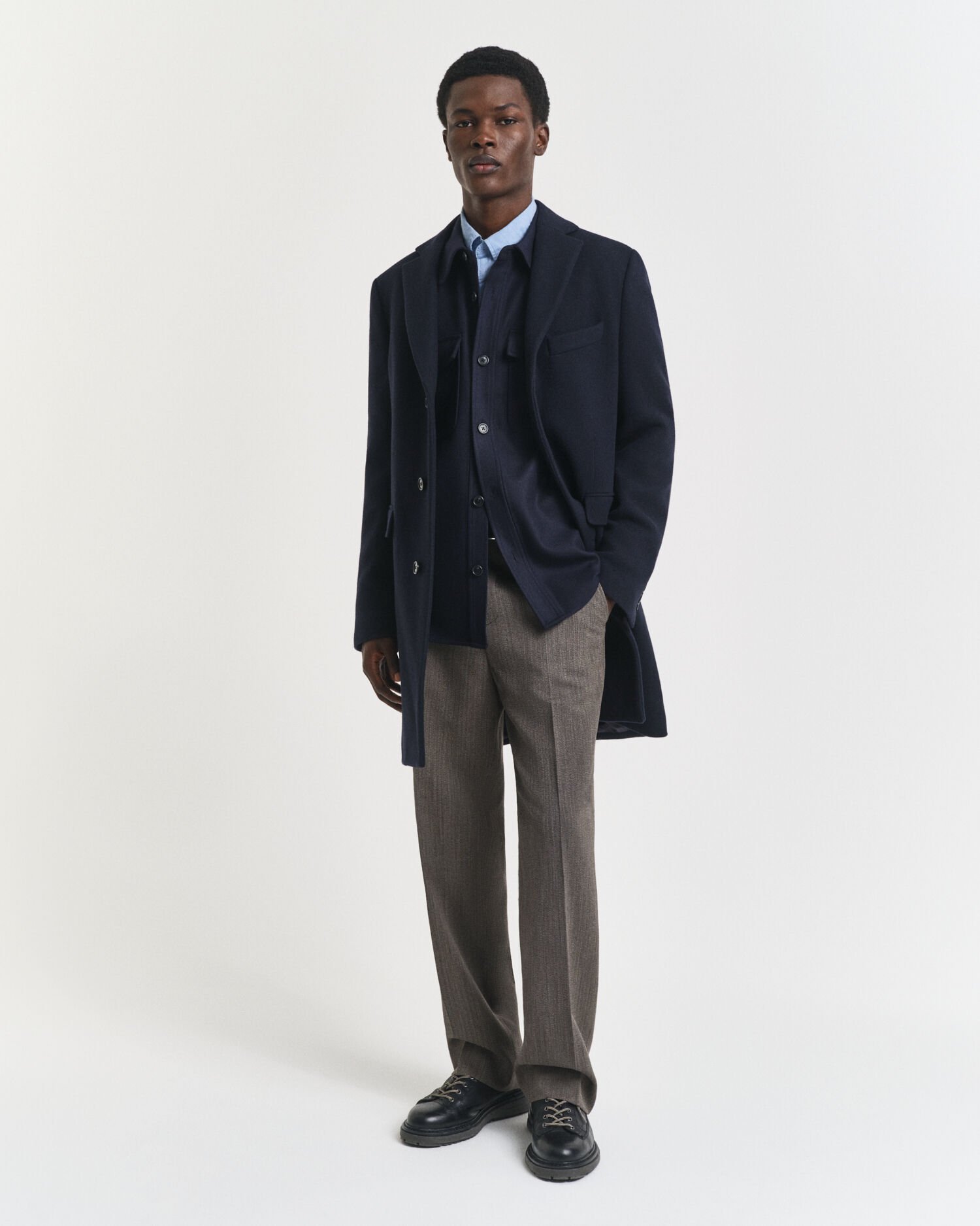 Pantalones de traje con diseño de espiga