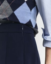 Falda midi plisada de corte amplio