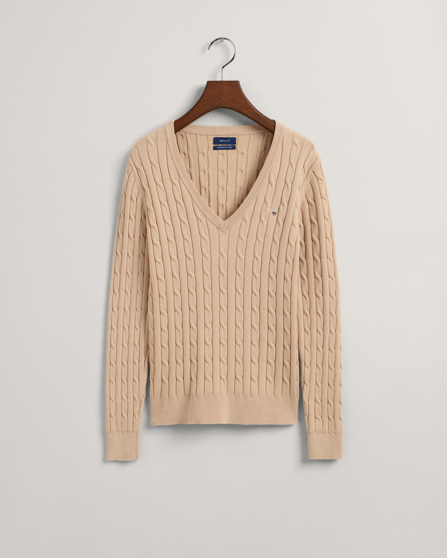 Jersey de punto de ochos con cuello de pico en algod&oacute;n el&aacute;stico