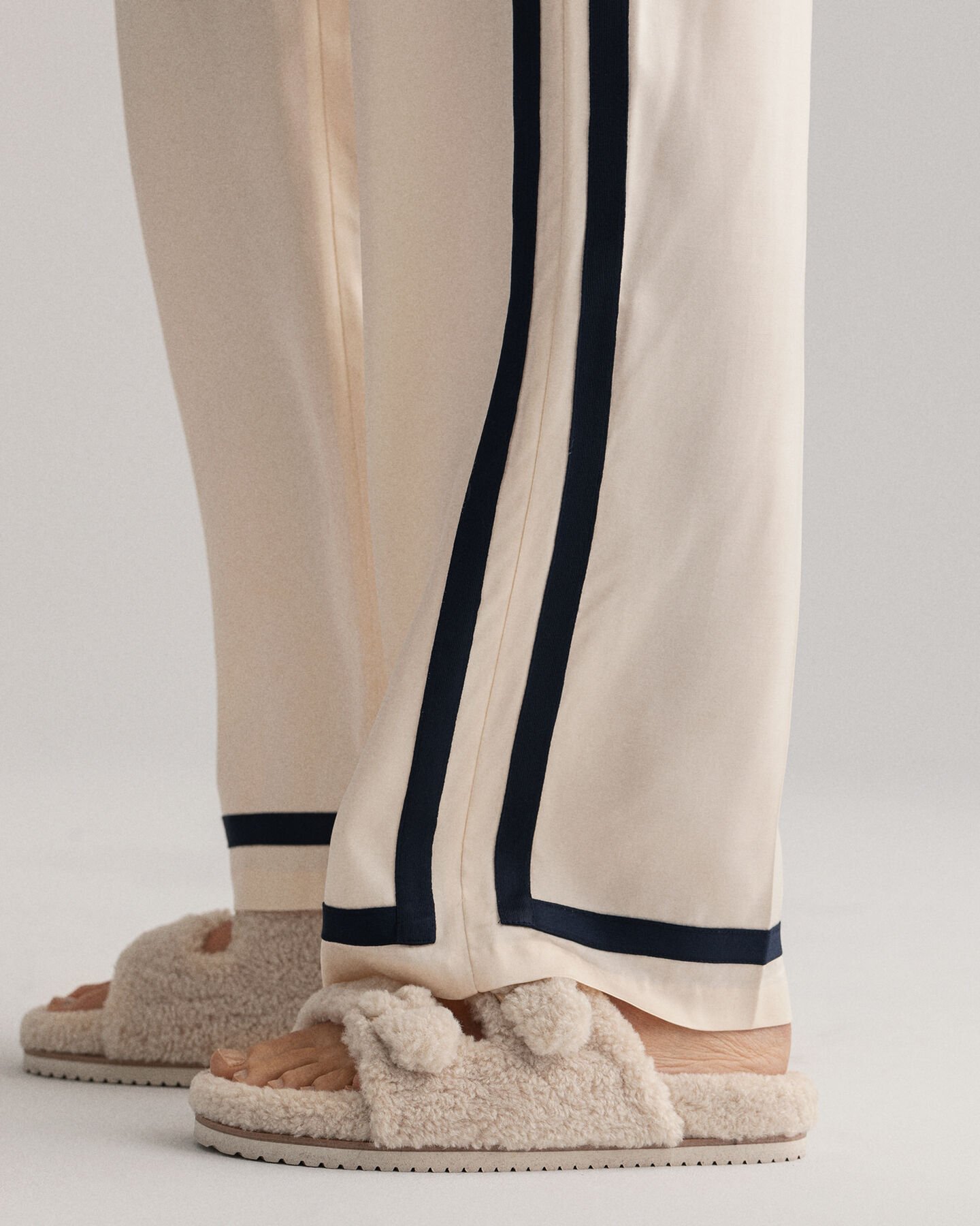 Pantalones de satén Pull-On