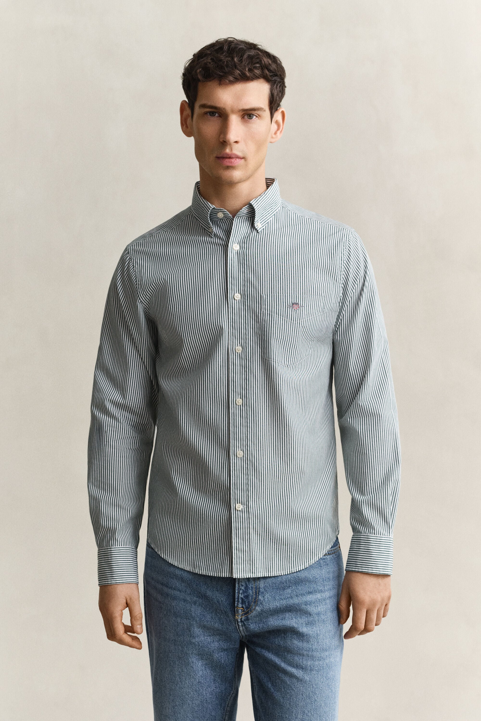 Camisa de popelina Regular Fit clásica de rayas