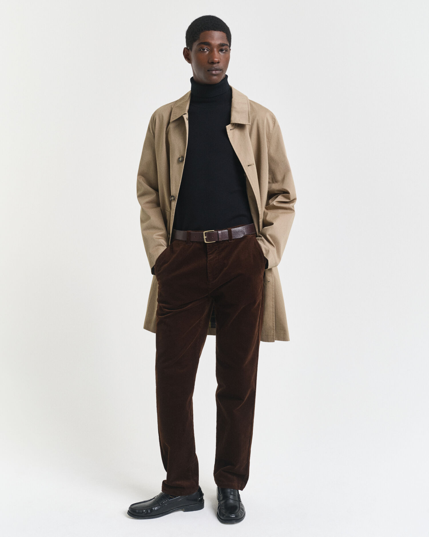 Jersey de lana merino extrafina con cuello de cisne