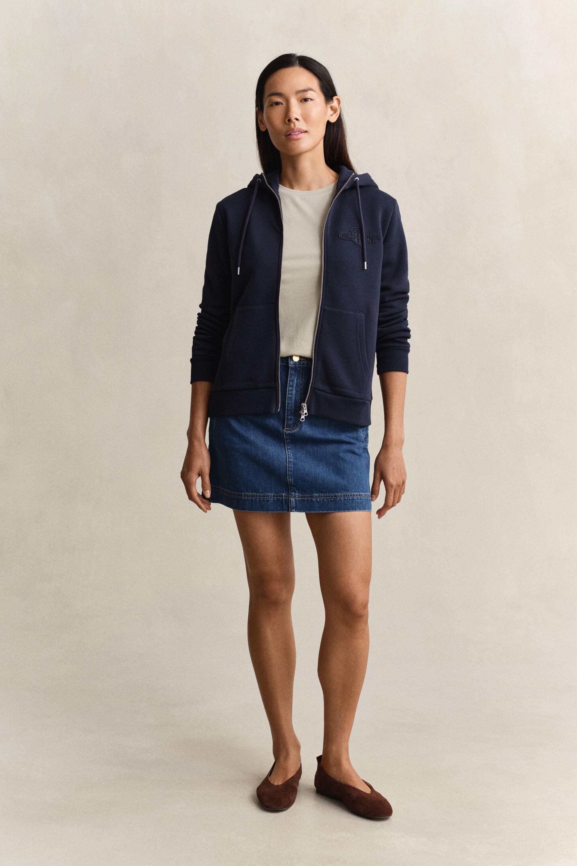 Sudadera con capucha y cremallera Tonal Shield