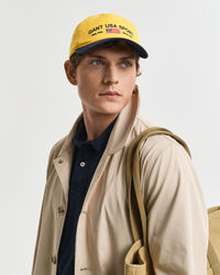 Gorra con visera lavada en contraste