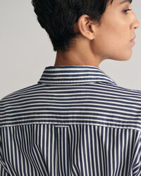 Vestido camisero de popelina a rayas