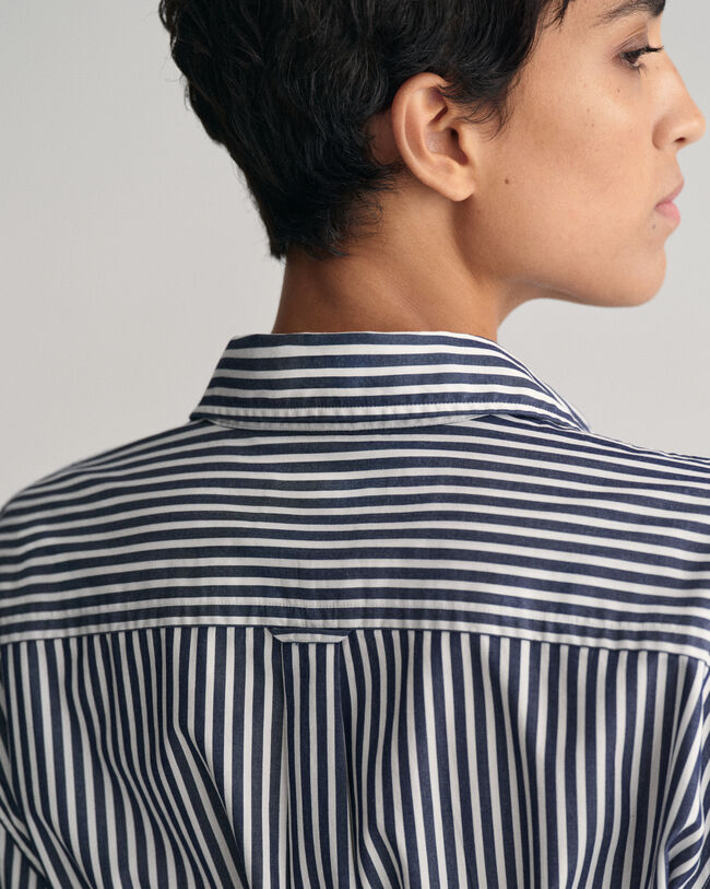 Vestido camisero de popelina a rayas