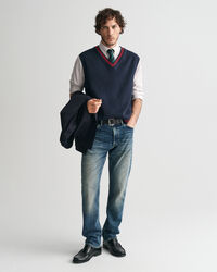 Chaleco con cuello de pico