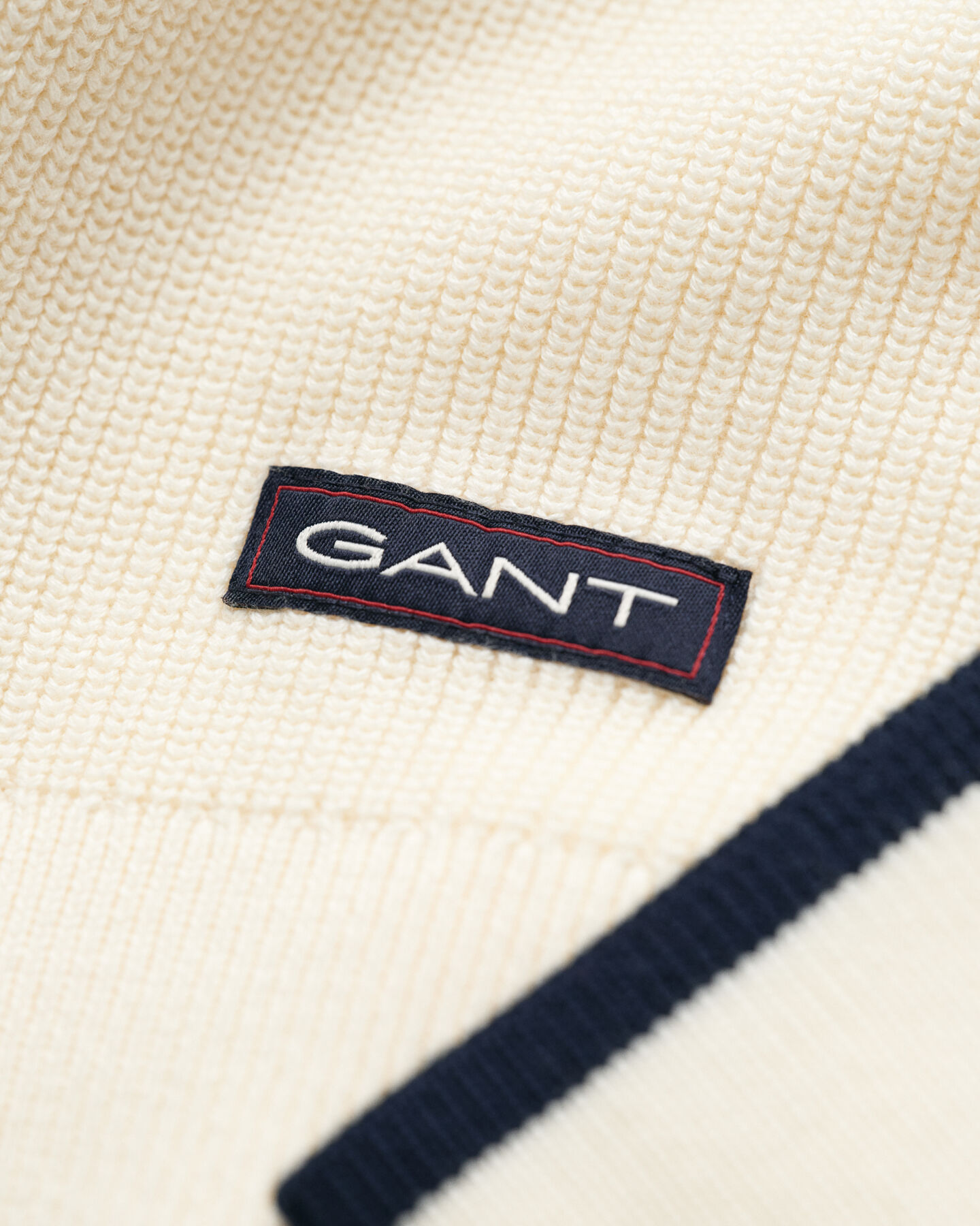 Jersey de cuello redondo de algod&oacute;n acanalado