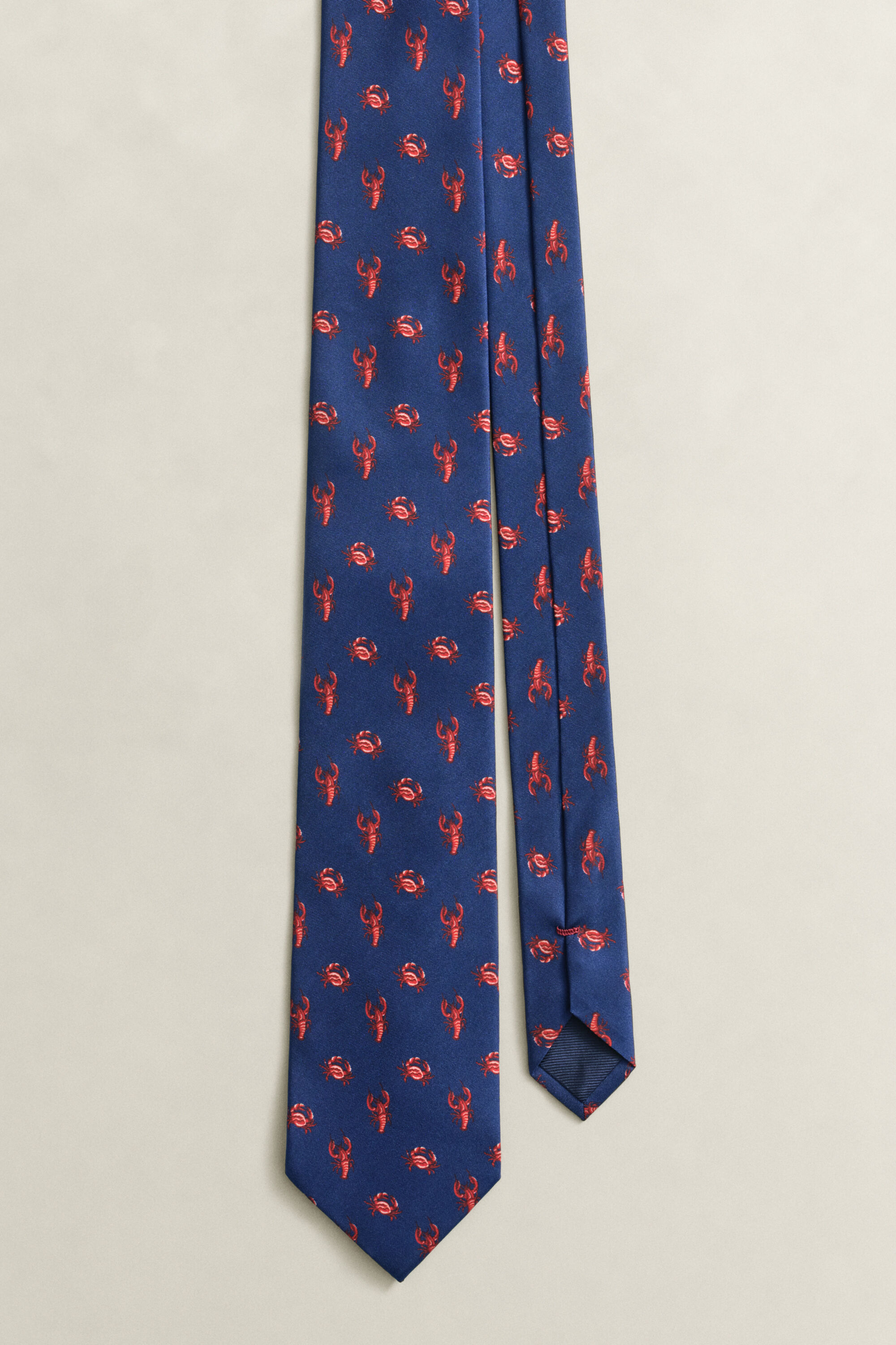 Corbata con diseño de cangrejos