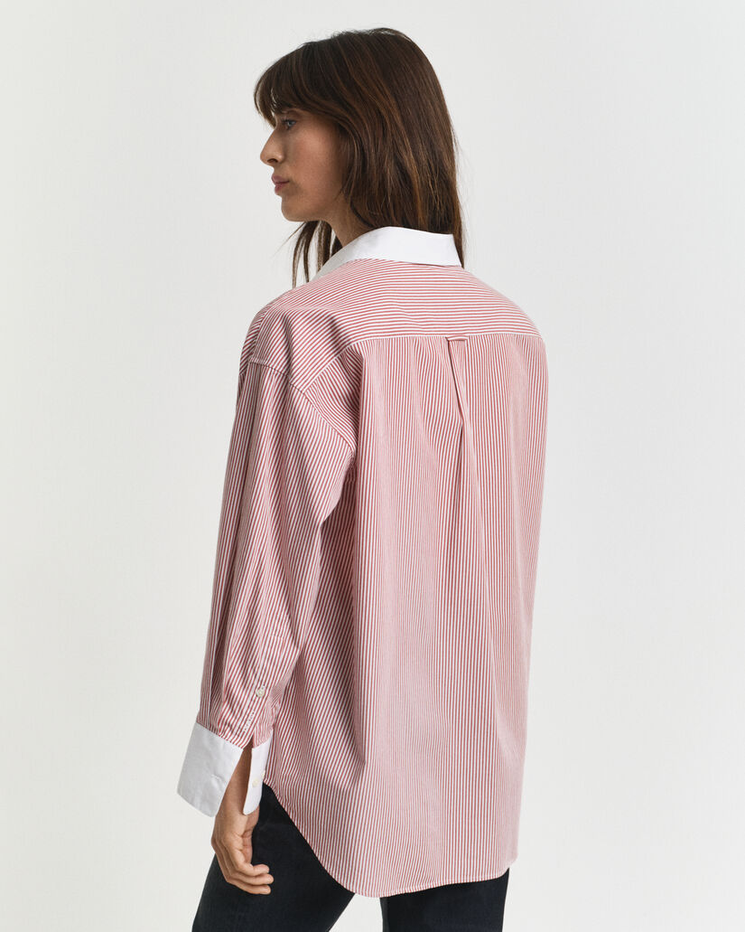 Camisa extragrande a rayas con cuello en contraste